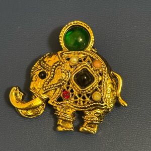 VTG goldtone elephant brooch/pendant multicolor rhinestones & faux pearl accent